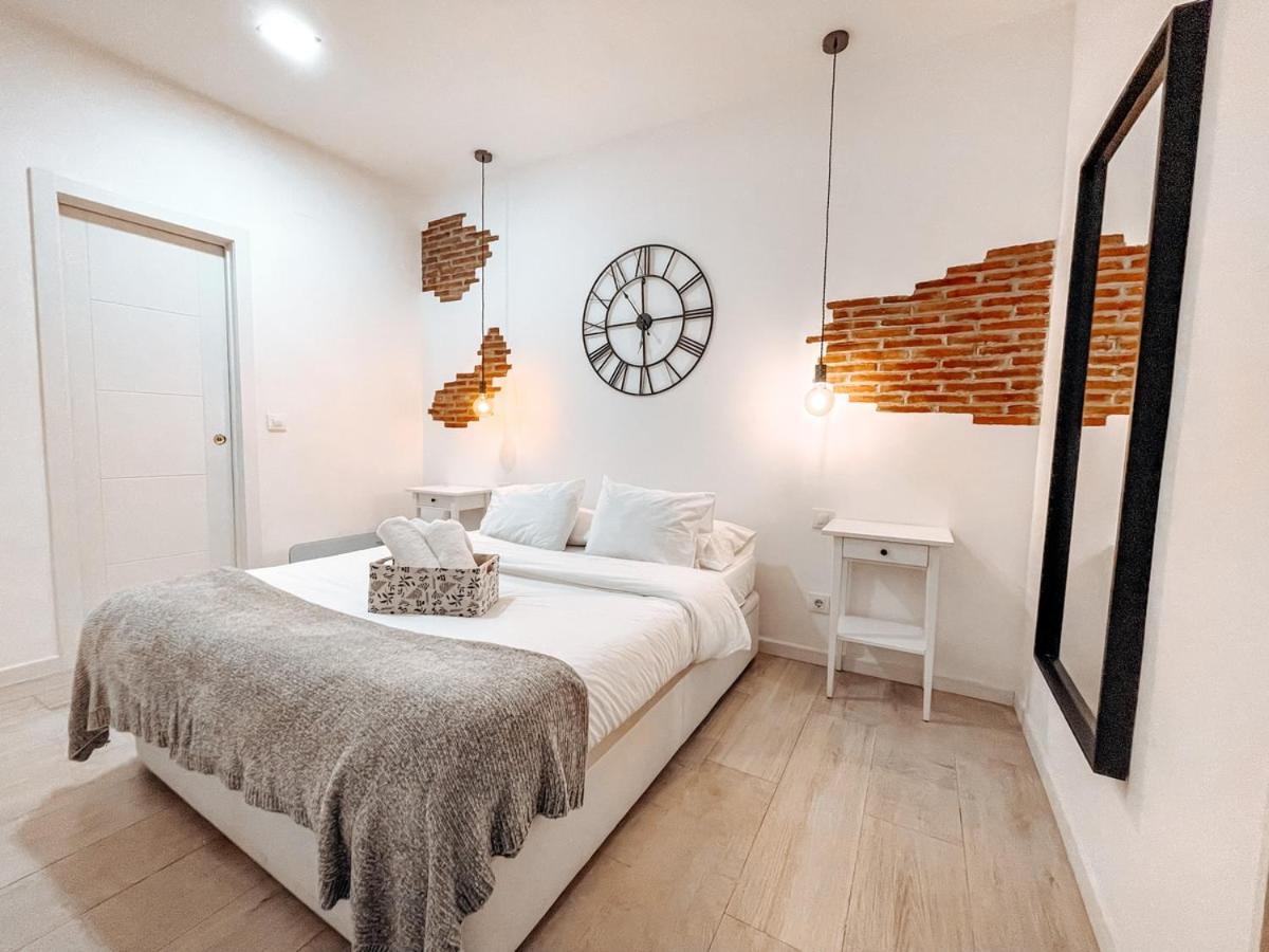 Fee4Me. Amazing Apartment In The Heart Of Lavapies Madrid Exterior photo